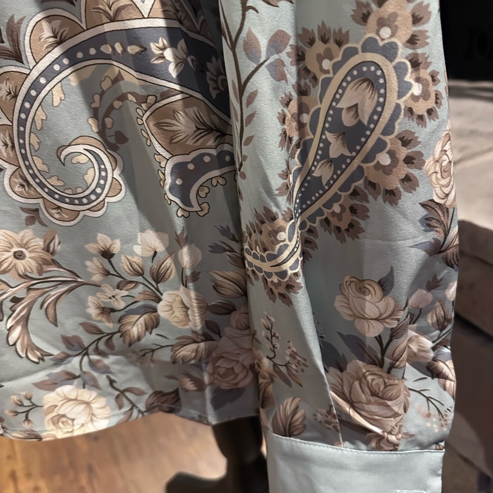 Floral Ruffle Blouse - Blue - Picture 3 of 4